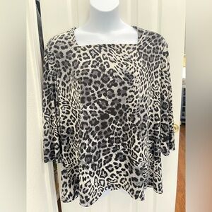 Susan Graver Gray Leopard Print Women's Top
